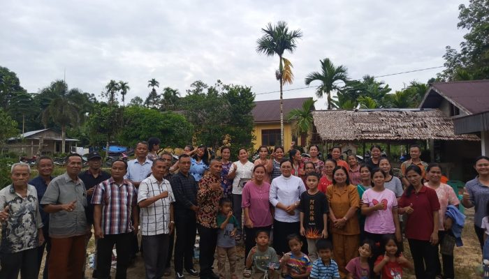 Wujud Kepedulian, BPHD/BPMD Distrik 16 Faomasi GNKP-Indonesia Gelar Kunjungan Kasih dan Doa Bersama untuk Keluarga Jance Zebua