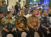 Wastra “Lagosi Caddi Kalong” Soppeng Dipakai Tri Tito Karnavian, Bupati Suwardi: Kebanggaan bagi Daerah