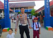 Gerakan Ayah Mengantar Anak Di Hari Pertama Bersekolah (GAMAS) Polda Sulbar, Genggaman Kasih Sayang untuk Buah Hati