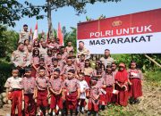Jembatan Merah Putih Presisi Hadirkan Harapan Baru, Anak-anak Sikamase Kini Lebih Mudah Menuju Sekolah