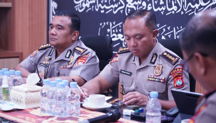 Wakapolda Sulbar Pimpin Evaluasi Kinerja: Kesiapan Penuh Hadapi Ancaman Karhutla & Prioritas Jaga Kamtibmas