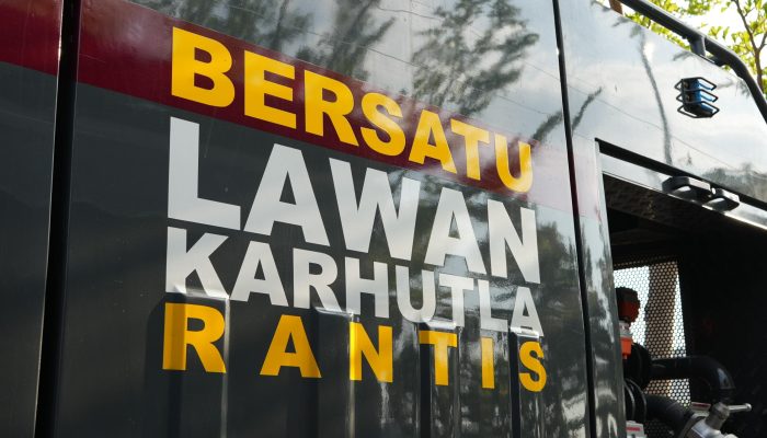 Siaga Penuh Hadapi Karhutla, Polda Sulbar Gelar Simulasi Pemadaman & Himbau Masyarakat Stop Bakar Lahan