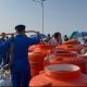 Dahaga Panjang Terjawab, Tangis Haru Niar dan Warga Pulau Ambo Terima Bantuan Air Bersih Kapolda