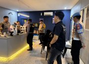 Patroli Gabungan Polres Soppeng Sasar Lokasi Aktivitas Warga, Jaga Kamtibmas Tetap Kondusif