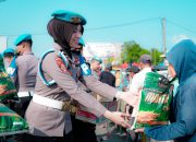 Refleksi 24 Tahun Pengabdian, Bid Propam Polda Sulbar Gelar Bakti Sosial Sasar Tukang Becak