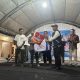 Hadiah Juara Etape Banua Sendana – Pamboang Diserahkan