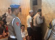 Pastikan Keamanan dan Disiplin Tahanan, Pamapta Polresta Mamuju Laksanakan Pemeriksaan Ruang Tahanan