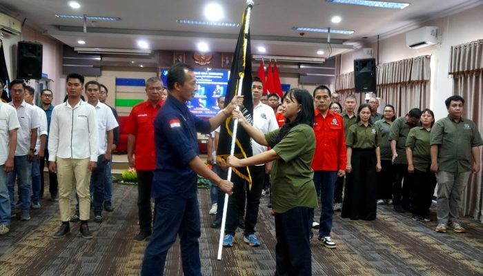 Christianto Kukuhkan PW IWO Sulut dan Lima PD IWO Kabupaten/Kota