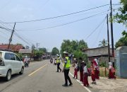Polantas Polda Sulbar Hadir Jaga Langkah Pulang Para Pelajar