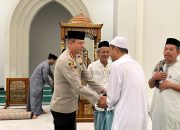 Subuh Keliling: Kapolresta Mamuju Sapa Warga Usai Ibadah, Bangun Kepercayaan dari Hati ke Hati