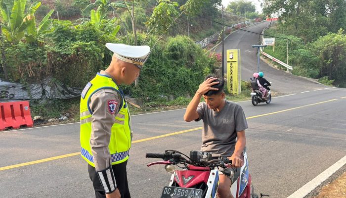 Teguran Cinta Polantas Polda Sulbar Demi Keselamatan Bersama