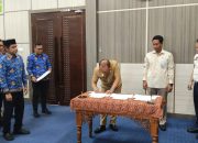 Gubernur Sulbar Teken Berita Acara dan NPHD Hibah Tanah untuk Kementerian HAM dan Imigrasi