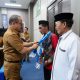 Gubernur SDK Berangkatkan Lima Imam Umroh, DPRD Berharap Jumlah Penerima Bertambah