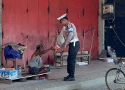 Berburu Berkah, Polantas Polda Sulbar Kembali Tebar Kebaikan di Tengah Masyarakat