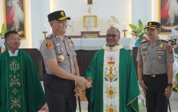 Titip Doa, Dengarkan Harapan: Kehangatan Minggu Kasih Kapolda Sulbar di Gereja Santa Maria