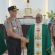 Titip Doa, Dengarkan Harapan: Kehangatan Minggu Kasih Kapolda Sulbar di Gereja Santa Maria