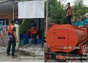 BPBD Sulbar Salurkan 7.000 Liter Air Bersih untuk Warga Mamuju, Pemantauan Karhutla Terus Diintensifkan