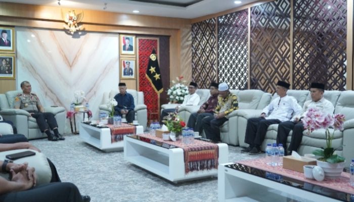 Perkuat Sinergi dengan MUI, Kapolda Sulbar Dorong Gerakan Bersama Berantas Narkoba, Judi Online dan Penipuan Digital